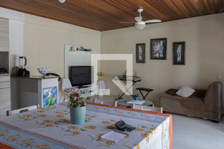 Sala 2 de casa à venda com 4 quartos, 100m² em Vila Conceição, Porto Alegre