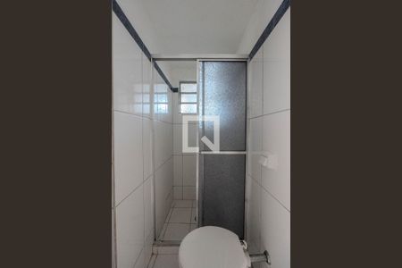 Banheiro de kitnet/studio para alugar com 1 quarto, 31m² em Bela Vista, São Paulo