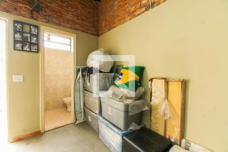 Casa à venda com 210m², 4 quartos e 4 vagasQuarto de Serviço