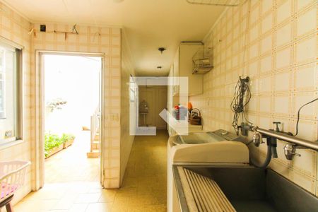 Casa à venda com 210m², 4 quartos e 4 vagasÁrea de Serviço