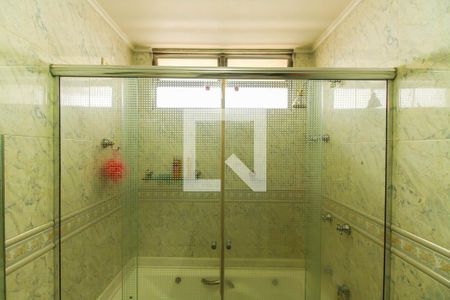 Casa à venda com 210m², 4 quartos e 4 vagasBanheiro Social 1