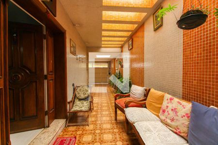 Casa à venda com 210m², 4 quartos e 4 vagasQuintal