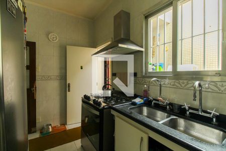 Casa à venda com 210m², 4 quartos e 4 vagasCozinha