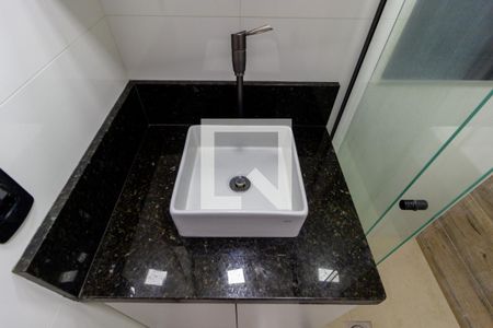 Apartamento para alugar com 46m², 2 quartos e sem vagaDetalhe - Banheiro