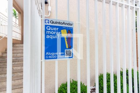 Apartamento para alugar com 57m², 2 quartos e 1 vagaPlaca de Anuncio