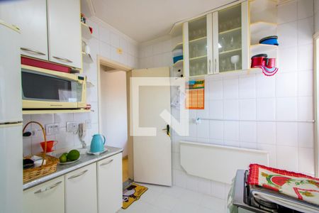 Apartamento à venda com 80m², 3 quartos e 2 vagasCozinha