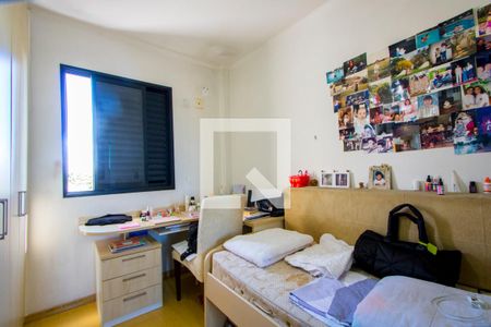 Apartamento à venda com 80m², 3 quartos e 2 vagasQuarto 2