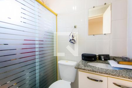 Apartamento à venda com 80m², 3 quartos e 2 vagasBanhheiro do quarto 1