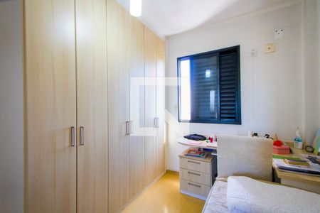 Apartamento à venda com 80m², 3 quartos e 2 vagasQuarto 2