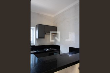 Casa à venda com 360m², 5 quartos e 4 vagas Casa à venda com 360m², 5 quartos e 4 vagasCOZINHA