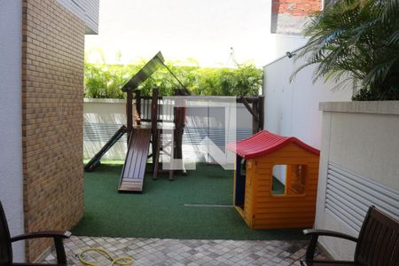Apartamento para alugar com 107m², 3 quartos e 2 vagasÁrea comum - Playground
