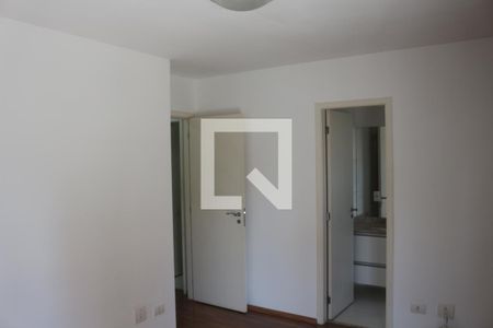 Suíte de apartamento para alugar com 3 quartos, 107m² em Santo Antônio, São Caetano do Sul