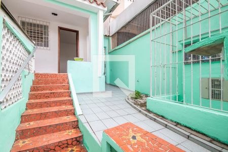 Entrada de casa para alugar com 1 quarto, 50m² em Km 18, Osasco