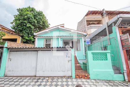 Fachada de casa para alugar com 1 quarto, 50m² em Km 18, Osasco