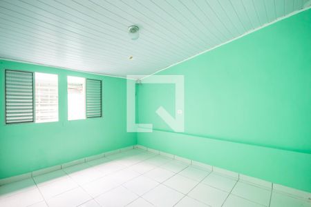 Quarto de casa para alugar com 1 quarto, 50m² em Km 18, Osasco