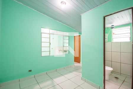 Sala de casa para alugar com 1 quarto, 50m² em Km 18, Osasco