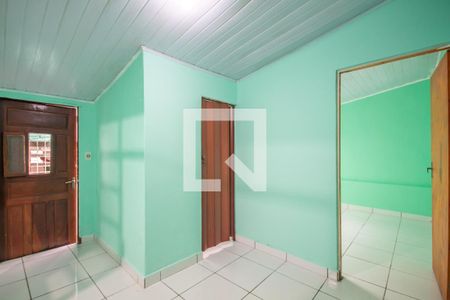 Sala de casa para alugar com 1 quarto, 50m² em Km 18, Osasco
