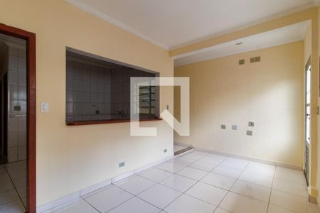 Sala de casa para alugar com 2 quartos, 74m² em Jardim São Jorge, São Paulo