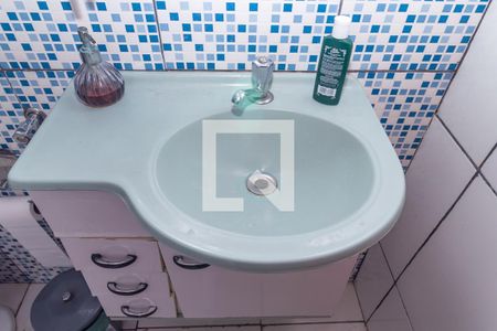 Casa à venda com 138m², 2 quartos e 2 vagasBanheiro da Suíte