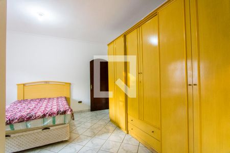 Quarto 1 - Suíte de casa à venda com 4 quartos, 200m² em Vila Pires, Santo André