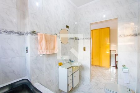 Casa à venda com 300m², 4 quartos e 12 vagas Casa à venda com 300m², 4 quartos e 12 vagasQuarto 4