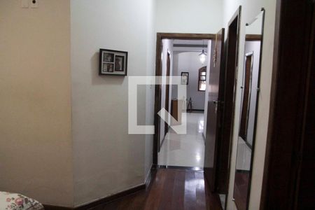 Casa à venda com 157m², 3 quartos e 2 vagassuite