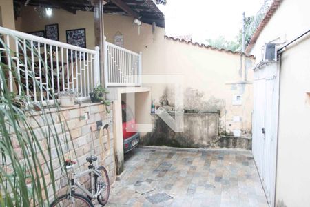 Casa à venda com 157m², 3 quartos e 2 vagasgaragem