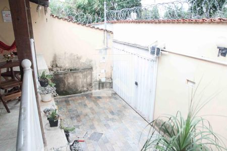 Casa à venda com 157m², 3 quartos e 2 vagasvaranda