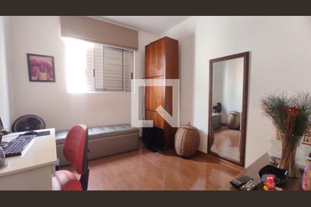 Quarto de apartamento à venda com 2 quartos, 45m² em Goiânia, Belo Horizonte