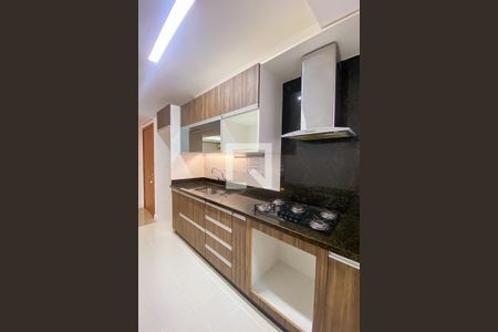 Apartamento para alugar com 94m², 2 quartos e 2 vagasCozinha e Área de Serviço