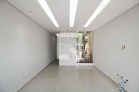 Sala de casa à venda com 3 quartos, 200m² em Vila Ré, São Paulo
