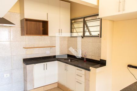 Casa para alugar com 200m², 3 quartos e 4 vagas Casa para alugar com 200m², 3 quartos e 4 vagasCozinha