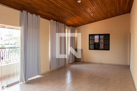 Casa para alugar com 200m², 3 quartos e 4 vagas Casa para alugar com 200m², 3 quartos e 4 vagasÁrea Externa