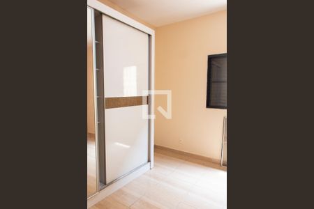 Quarto 1 de casa para alugar com 3 quartos, 200m² em Parque Ceasa, Campinas