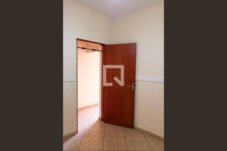 Casa para alugar com 200m², 3 quartos e 4 vagas Casa para alugar com 200m², 3 quartos e 4 vagasQuarto 2