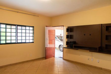 Sala de casa para alugar com 3 quartos, 200m² em Parque Ceasa, Campinas