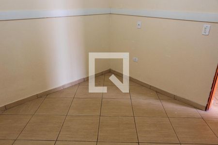 Casa para alugar com 200m², 3 quartos e 4 vagas Casa para alugar com 200m², 3 quartos e 4 vagasQuarto 2