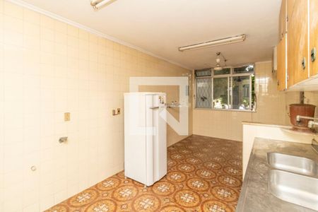 Casa para alugar com 318m², 3 quartos e 4 vagas Casa para alugar com 318m², 3 quartos e 4 vagasCozinha