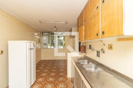 Casa para alugar com 318m², 3 quartos e 4 vagas Casa para alugar com 318m², 3 quartos e 4 vagasCozinha