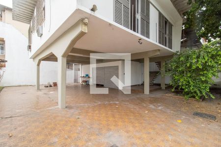 Casa para alugar com 318m², 3 quartos e 4 vagas Casa para alugar com 318m², 3 quartos e 4 vagasQuintal