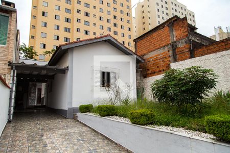 Casa para alugar com 48m², 1 quarto e 1 vaga Casa para alugar com 48m², 1 quarto e 1 vagaÁrea Comum
