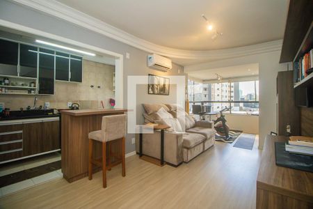 Sala de apartamento para alugar com 1 quarto, 48m² em Boa Vista, Porto Alegre