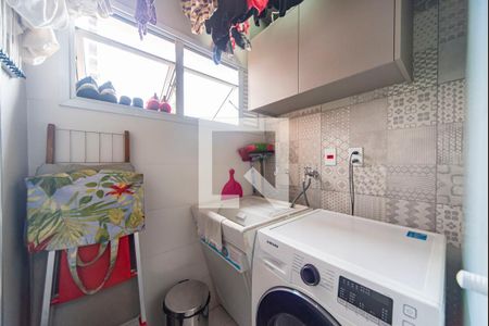 Apartamento à venda com 67m², 3 quartos e 1 vagaÁrea de Serviço