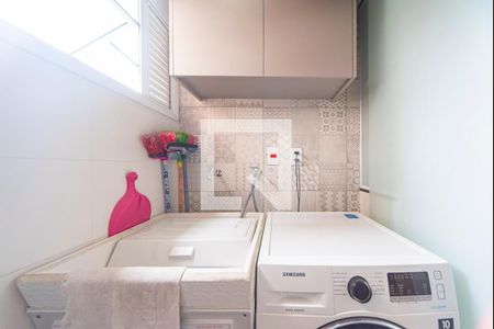 Apartamento à venda com 67m², 3 quartos e 1 vagaÁrea de Serviço