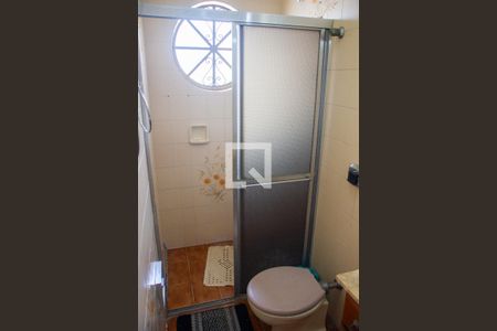 Banheiro da Suíte de casa à venda com 2 quartos, 113m² em Jardim Pinheiros, São Paulo