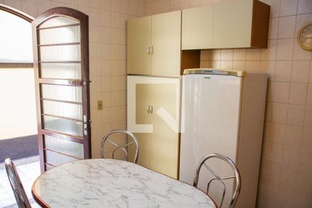 Casa à venda com 113m², 2 quartos e 3 vagasCozinha