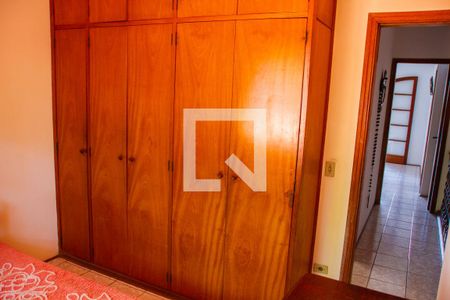 Casa à venda com 113m², 2 quartos e 3 vagasQuarto 2