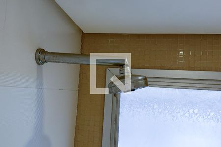 Apartamento à venda com 100m², 2 quartos e 2 vagas Apartamento à venda com 100m², 2 quartos e 2 vagasBanheiro da Suíte