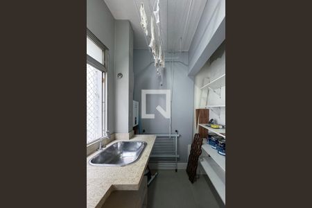 Apartamento à venda com 100m², 2 quartos e 2 vagas Apartamento à venda com 100m², 2 quartos e 2 vagasÁrea de Serviço