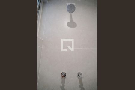 Apartamento para alugar com 72m², 2 quartos e sem vagaBanheiro